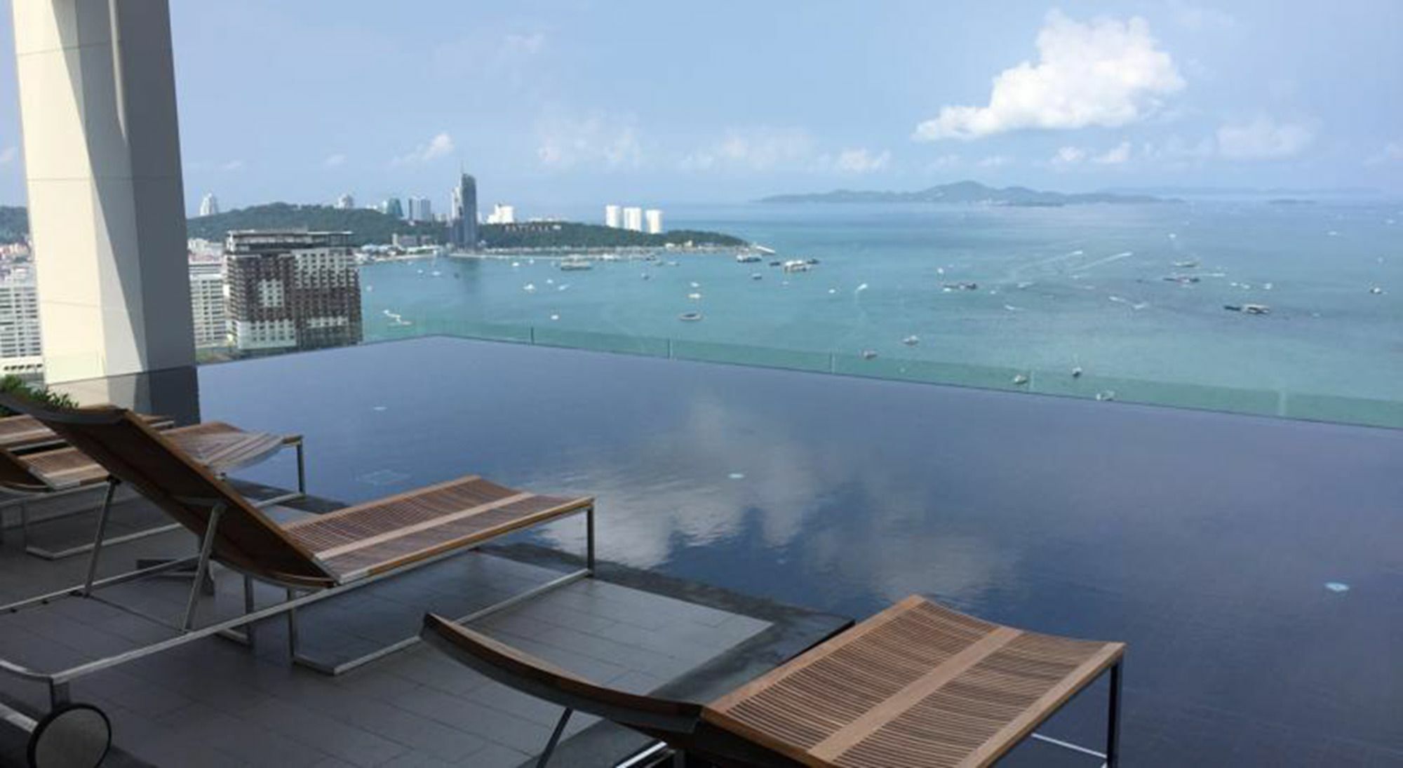 Centric Sea Pattaya By Uplus Buitenkant foto